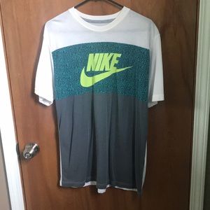 Nike T-Shirt